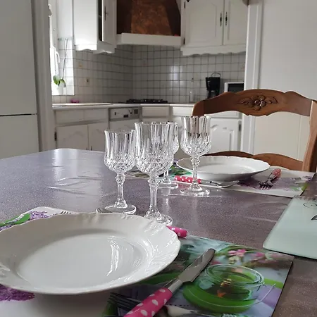 Chez Elise * Moncheux